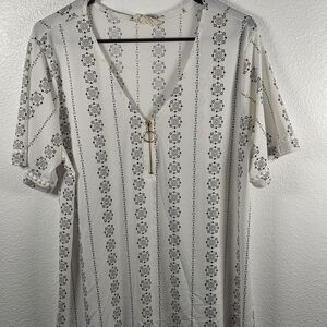 Elegant Cream Patterned Women's Top